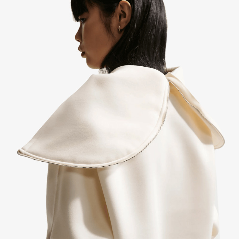 NIKE Sportswear Pregame 