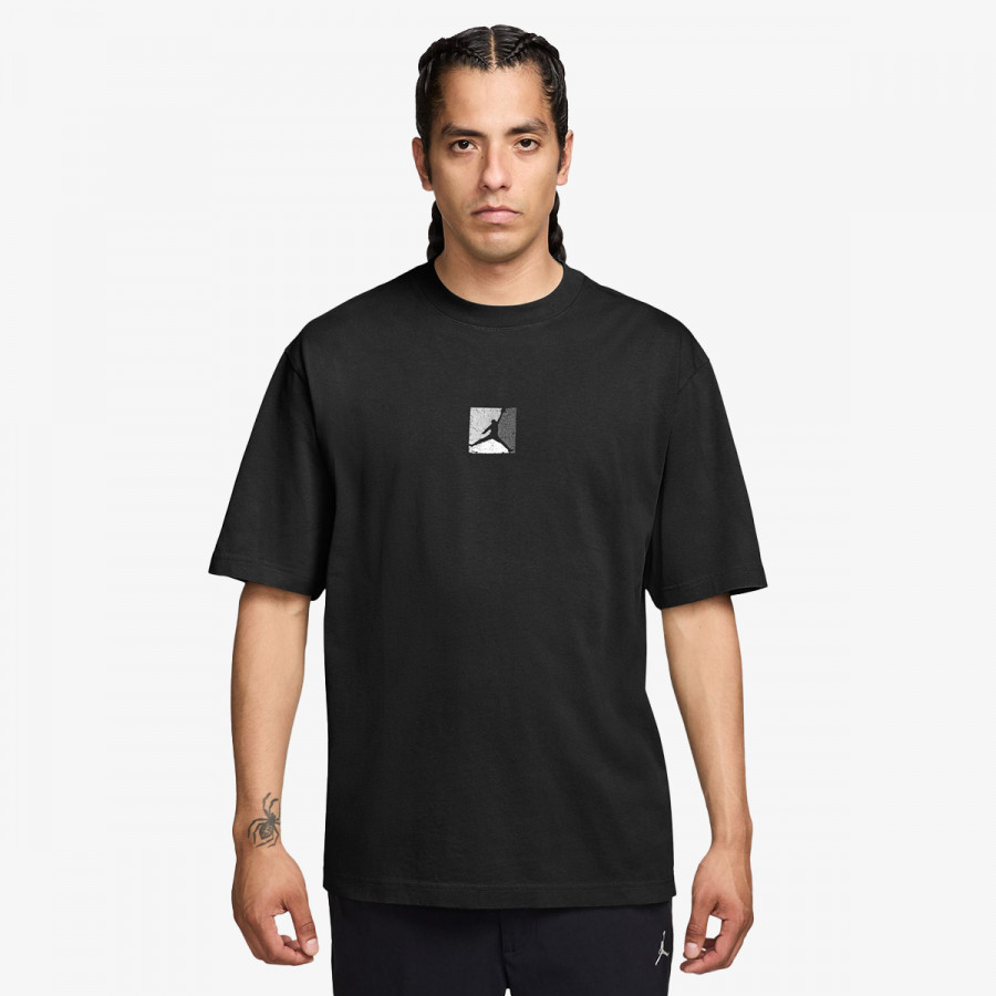 NIKE M J ELE GFX SS CREW 