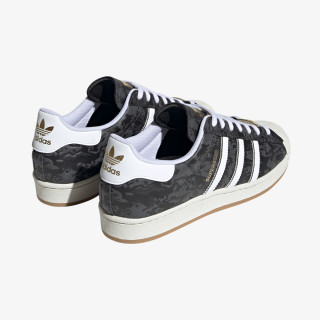 adidas SUPERSTAR 
