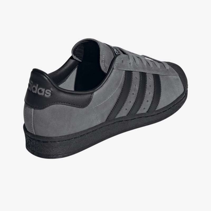 adidas SUPERSTAR 82