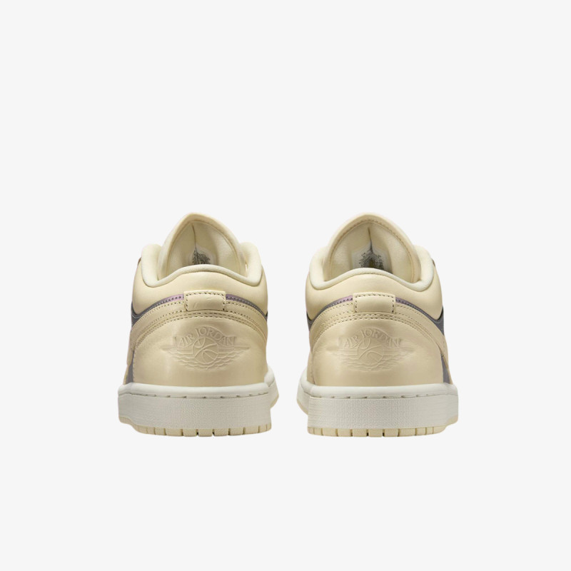 NIKE WMNS AIR JORDAN 1 LOW SE NA 