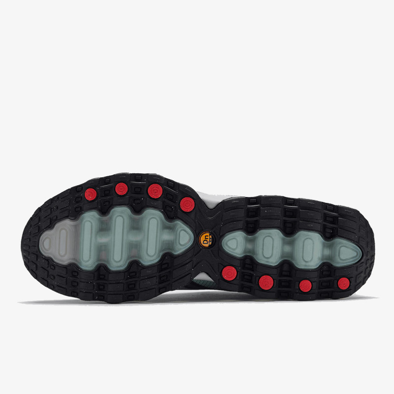 NIKE AIR MAX DN8 