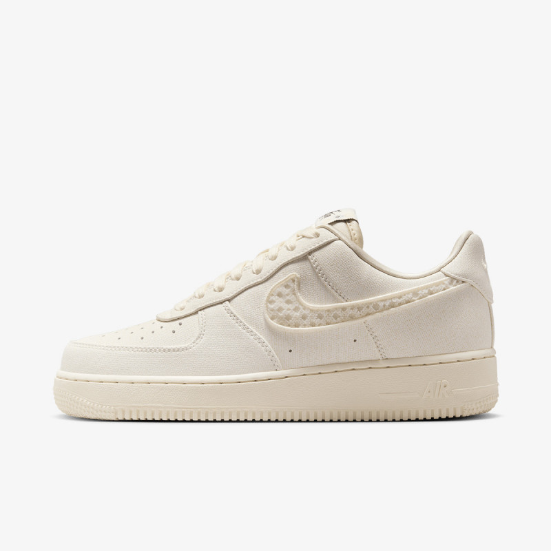 NIKE WMNS AIR FORCE 1 '07 LX CN 