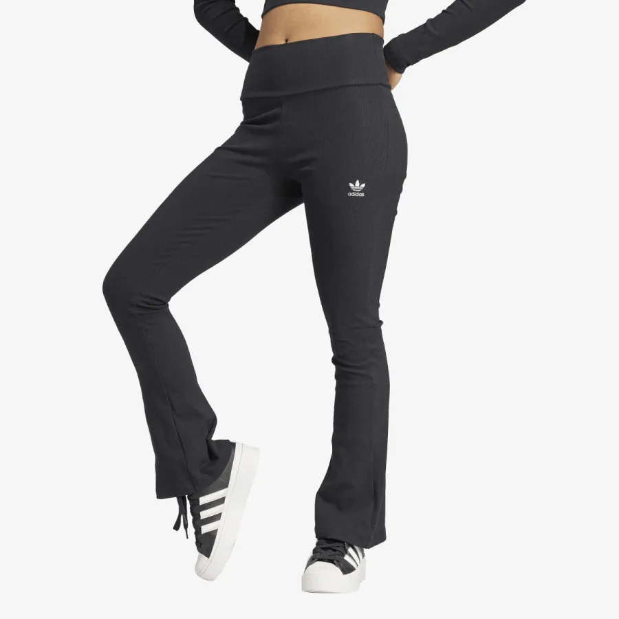 adidas ESSENTIALS 