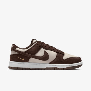 NIKE WMNS NIKE DUNK LOW SE 