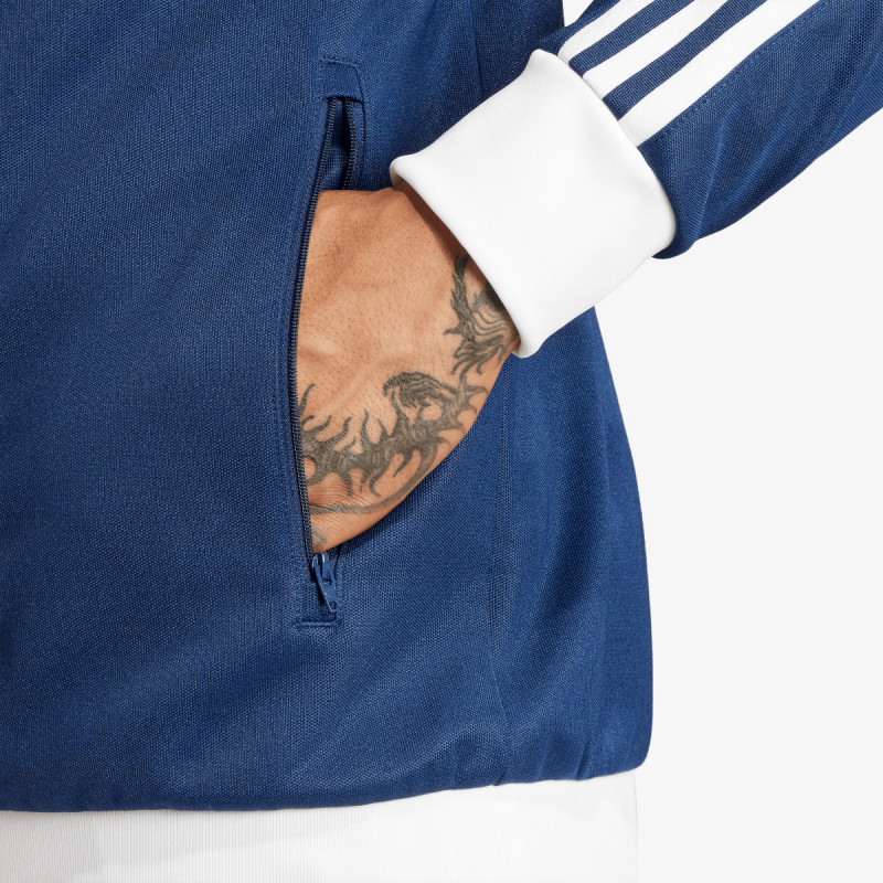 adidas Classic 