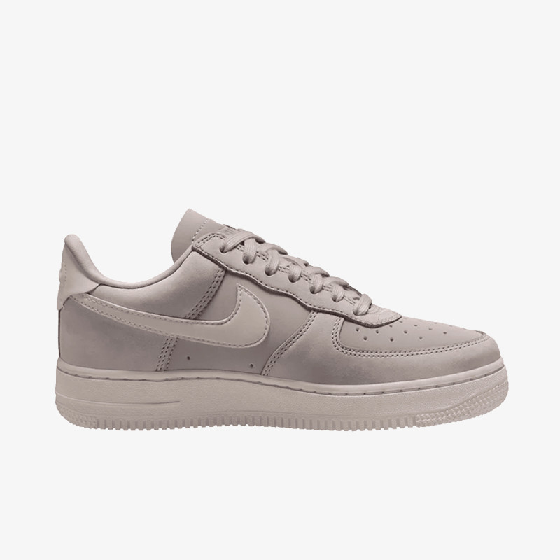 NIKE W  AIR FORCE 1 RETRO PRM ESS 