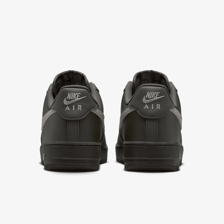 NIKE AIR FORCE 1 '07 