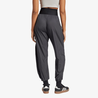 adidas Trefoil 