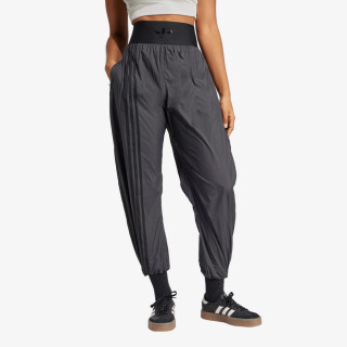 adidas Trefoil 