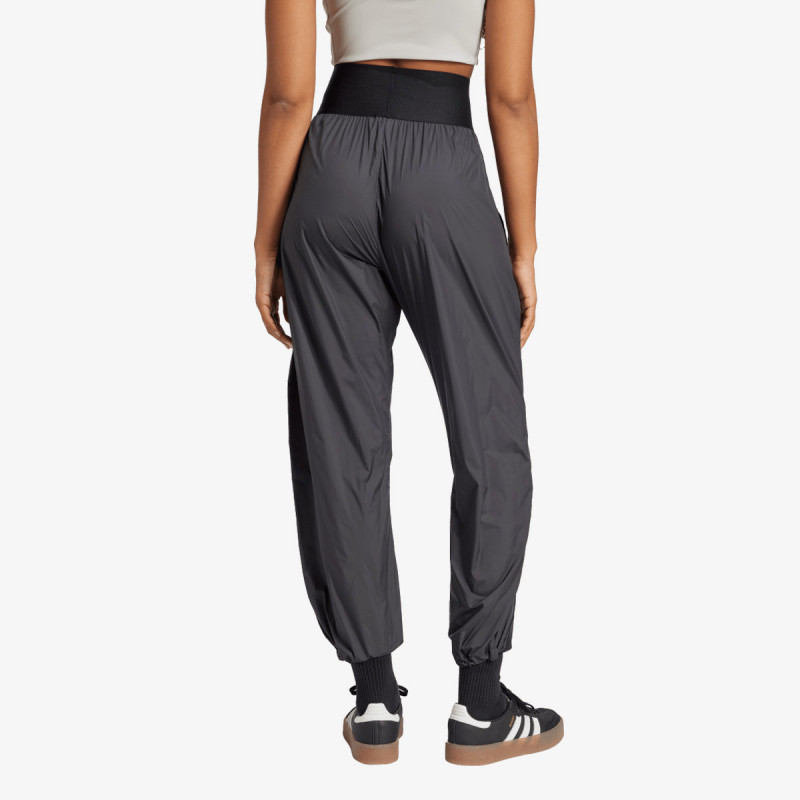 adidas Trefoil 