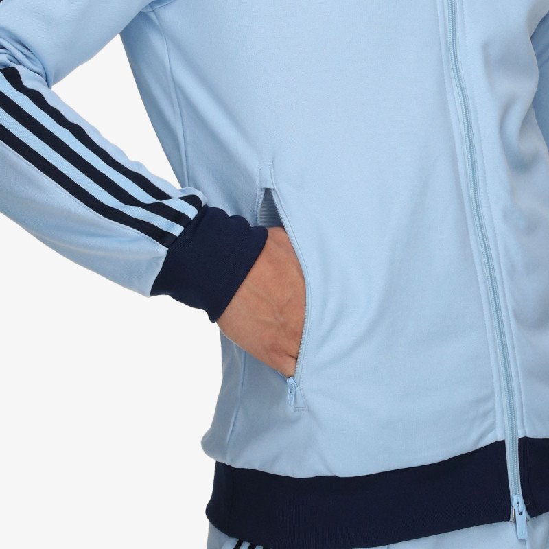 adidas Classic 