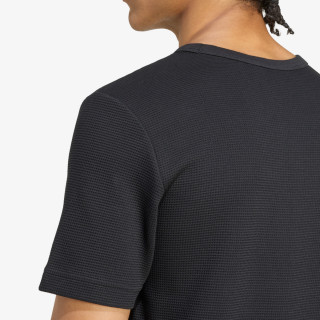 adidas Essential 