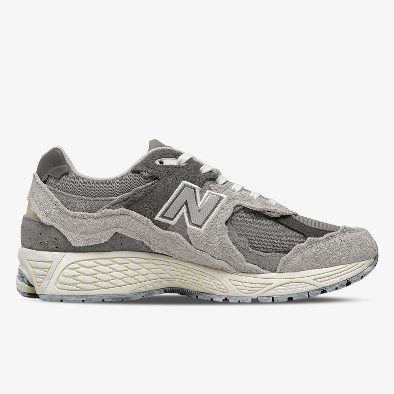 NEW BALANCE 2002 
