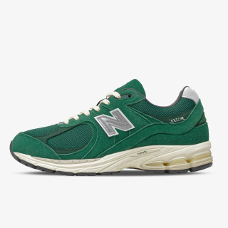 NEW BALANCE 2002R 