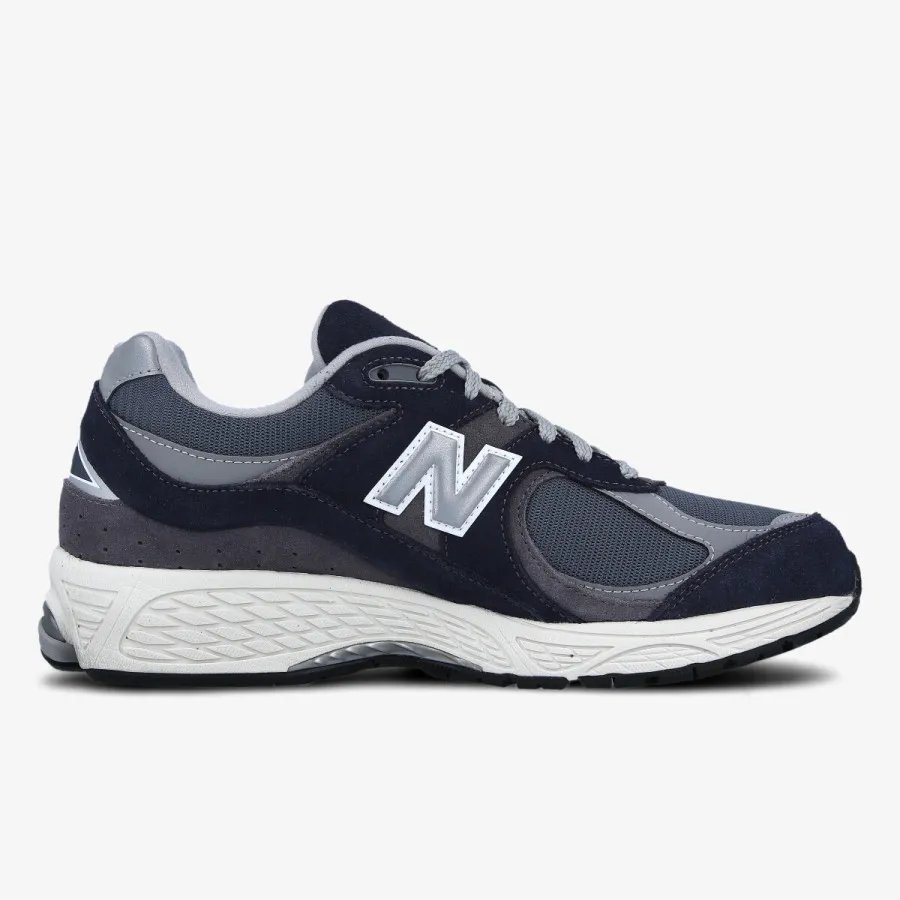 NEW BALANCE 2002 