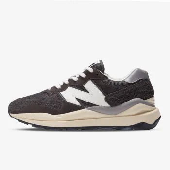 NEW BALANCE NEW BALANCE NEW BALANCE - 5740 