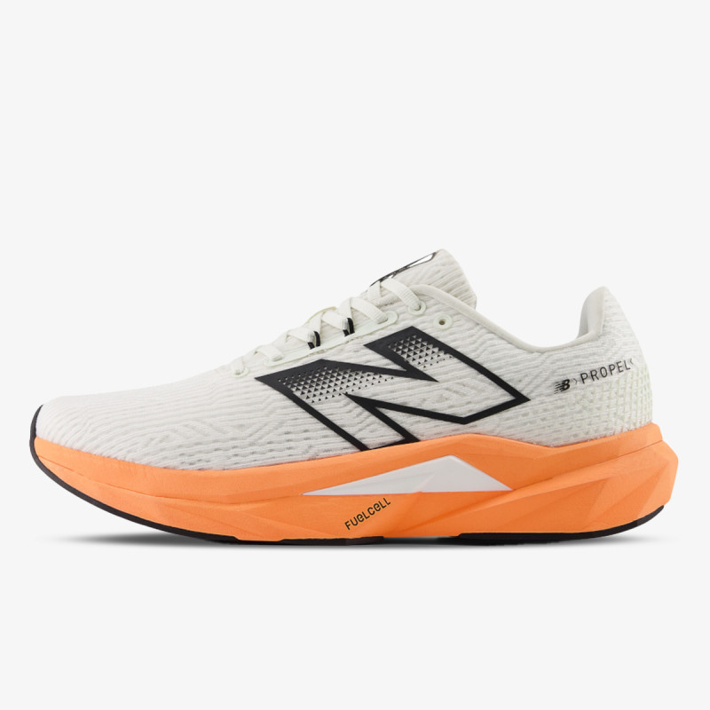 NEW BALANCE M FC PROPEL 