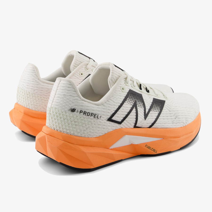 NEW BALANCE M FC PROPEL 