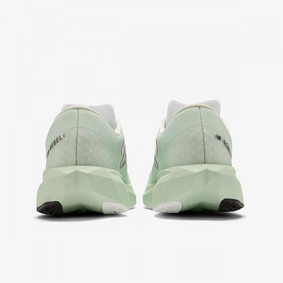 NEW BALANCE M FC REBEL