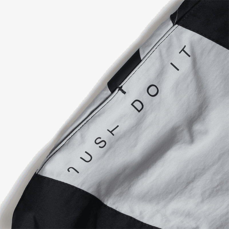 NIKE 5 inch Volley Short 