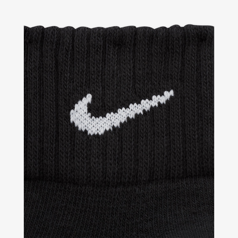 NIKE Cushioned 