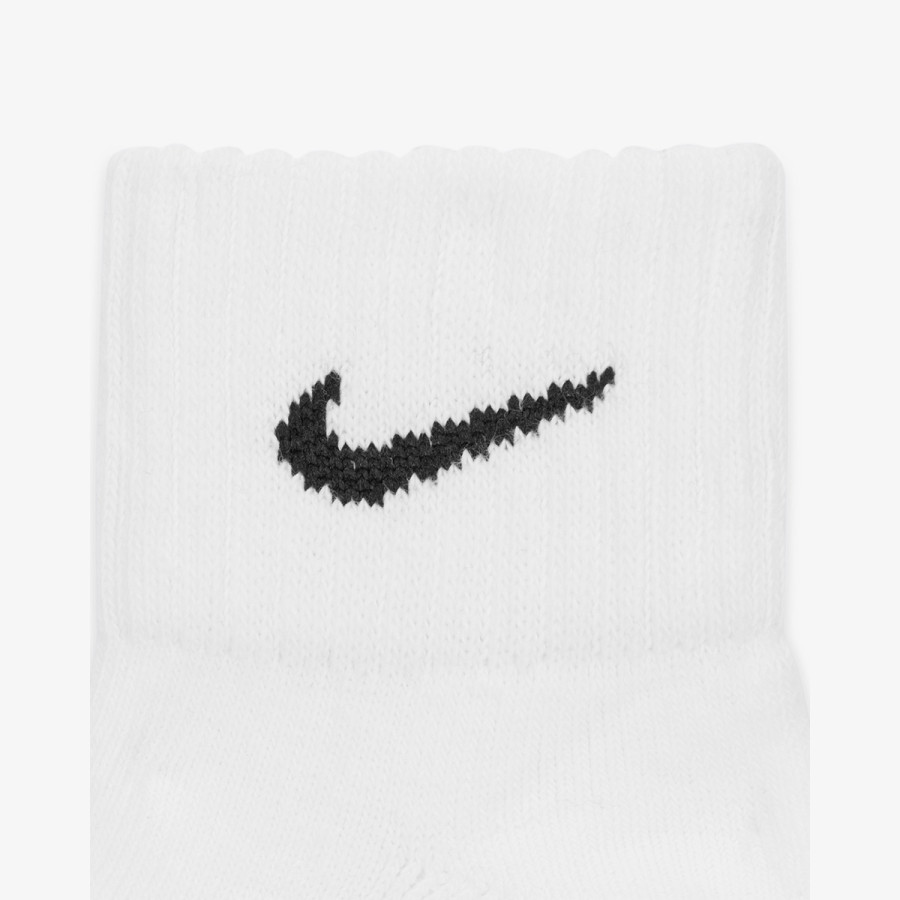 NIKE Cushion 