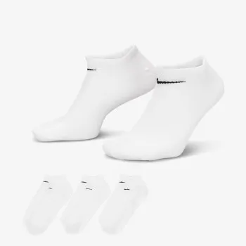 NIKE Everyday 