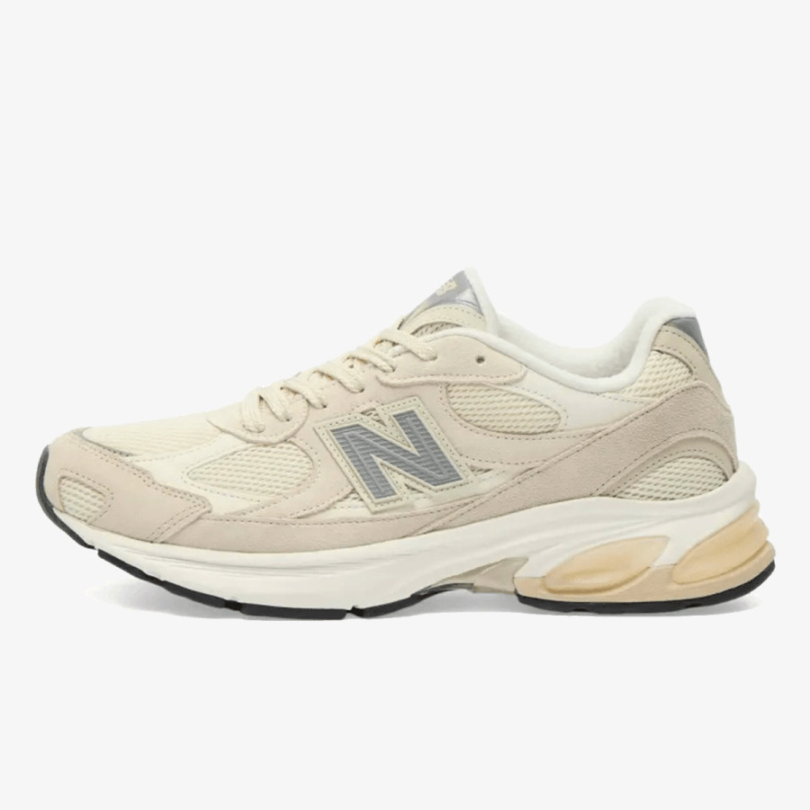 NEW BALANCE 2010 