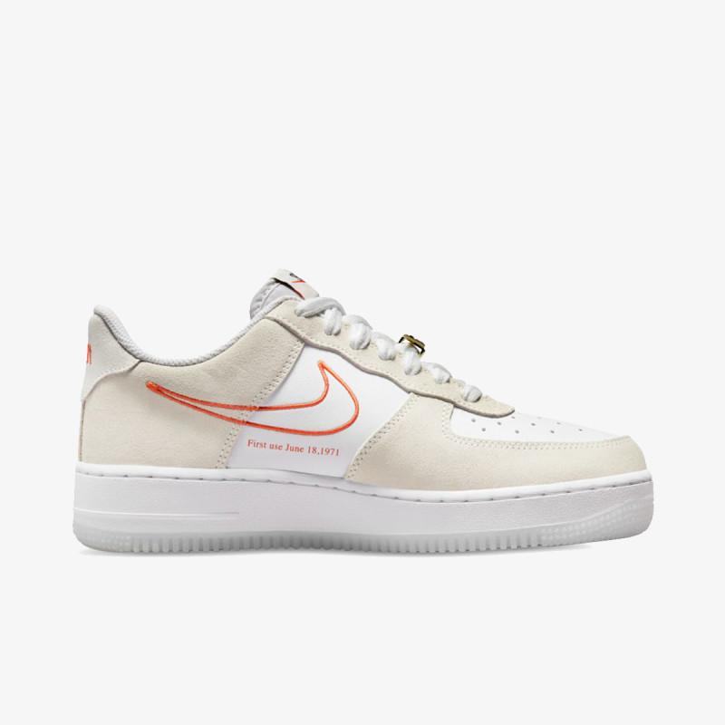 NIKE WMNS AIR FORCE 1 '07 SE S50 